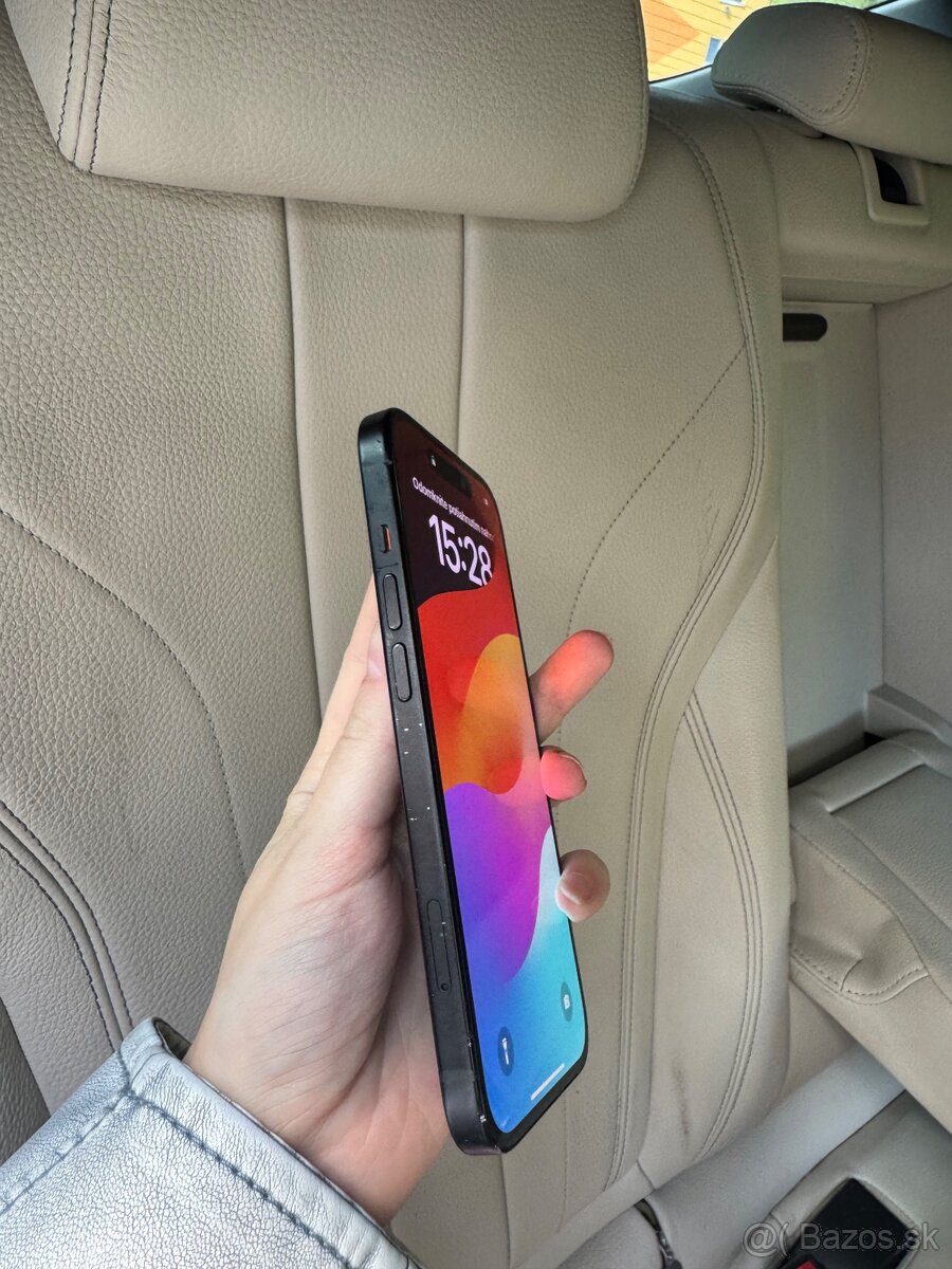 Apple iPhone 15 256gb - 3