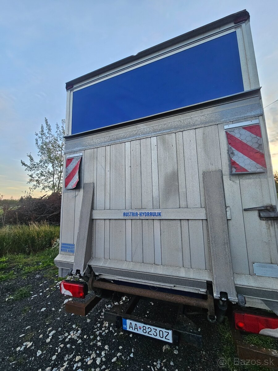 Mercedes Benz-Sprinter - 3