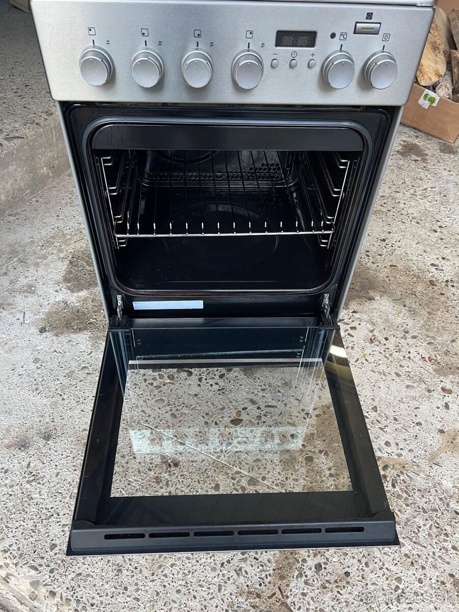 Electrolux EKK54950OX PlusSteam, sporák kombinovaný - 3