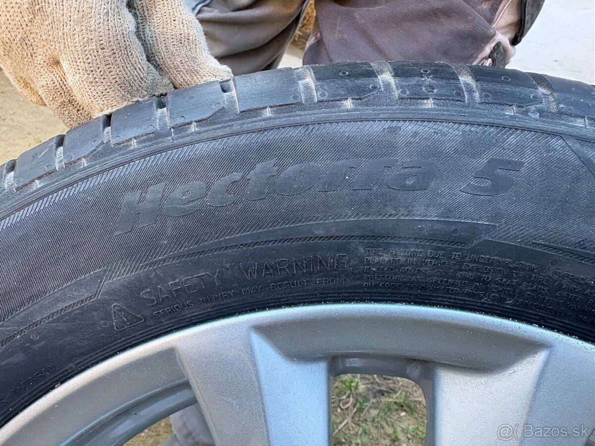 205/55 R16 letné pneumatiky a mazda disky - 3