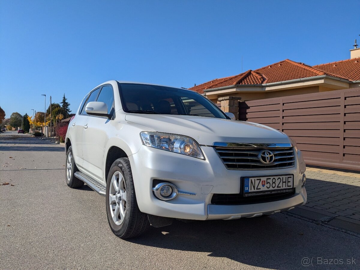 Toyota Rav4 4x4 2.0 benzín 116kW 1. majiteľ. automat - 3