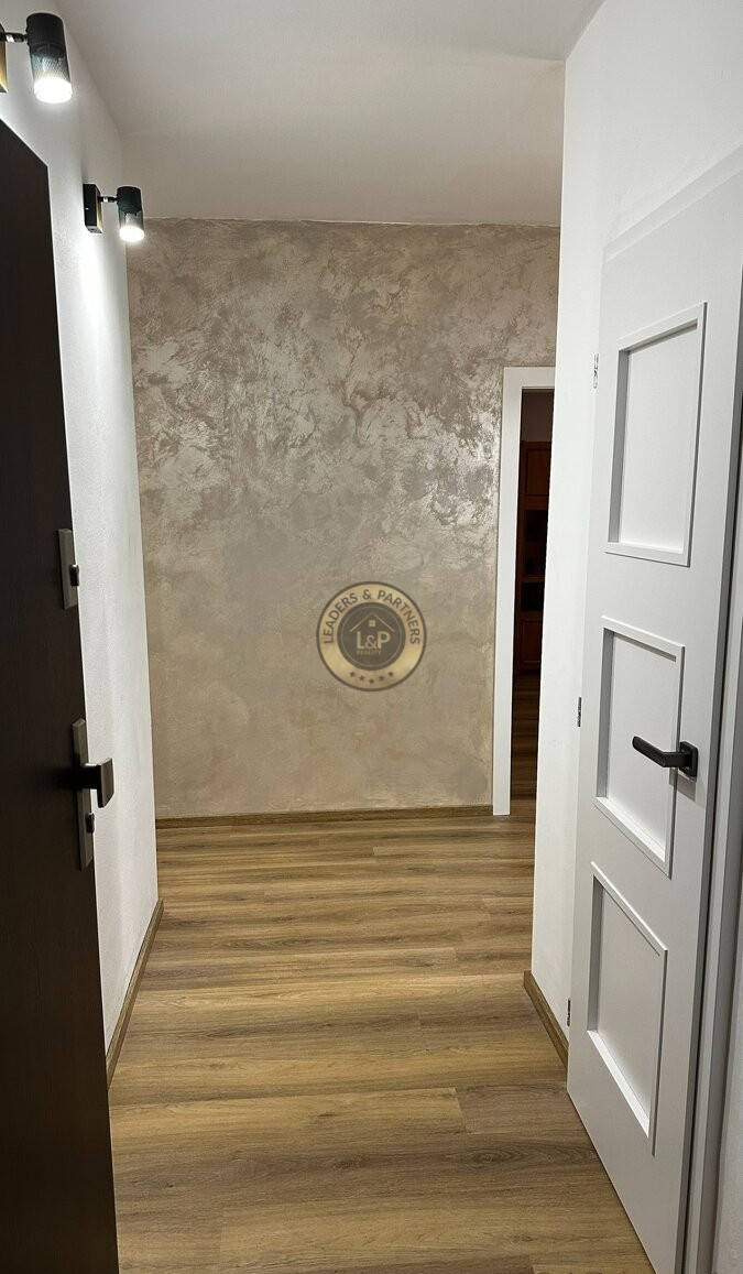 NA PREDAJ - Zrekonštruovaný 2-izbový byt - STARÁ ĽUBOVŇA - 3