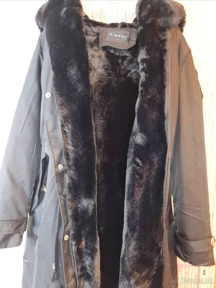 Teplučká čierna dámska parka - 3