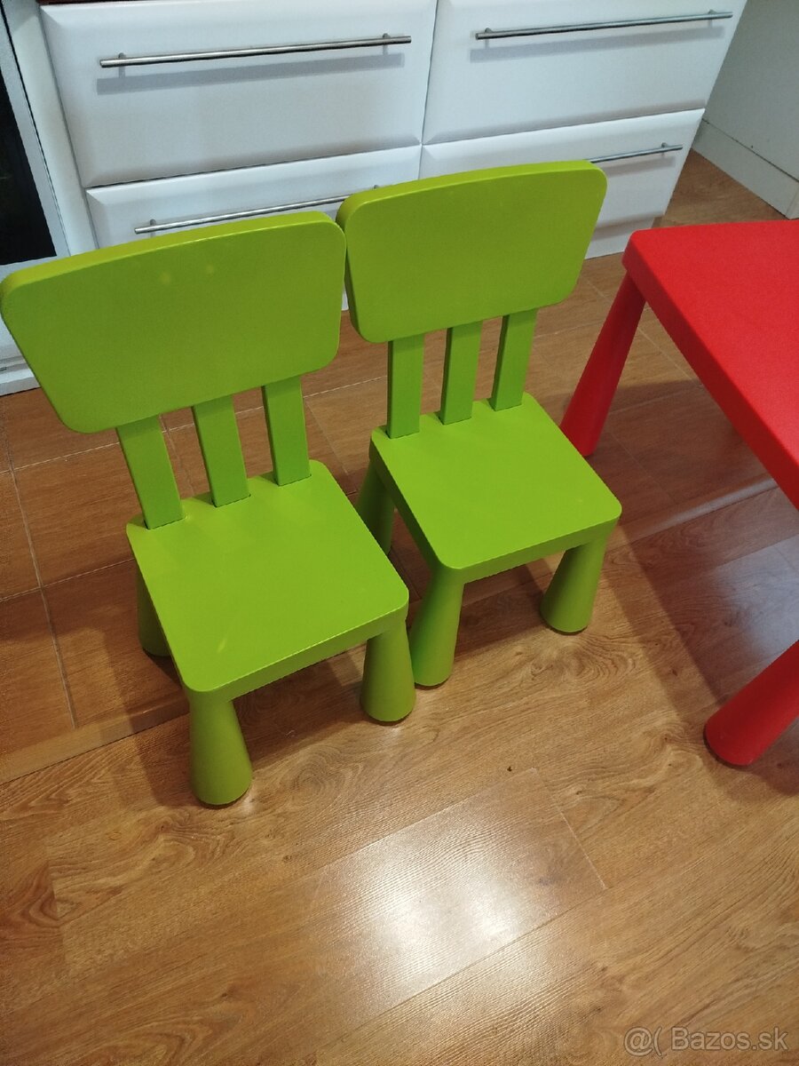 Ikea mamut stolik a stolitcky - 3