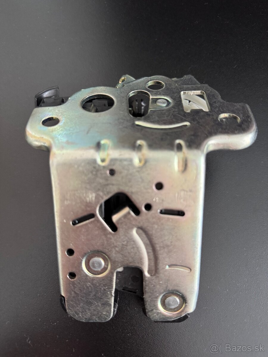 Zámok otvárania kufra Volkswagen - 3