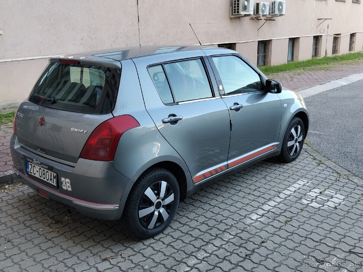 Suzuki Swift - 3