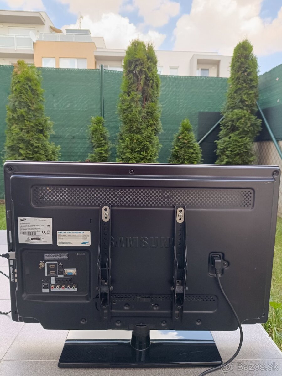 Predám používaný LCD televízor Samsung LE32C530F1W - 3