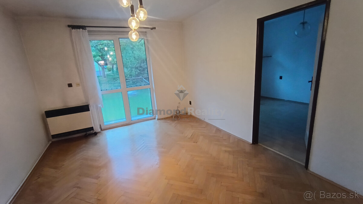 Rezervovanéskvelá cenaNa predaj 2 izbový byt Nitra - Star - 3