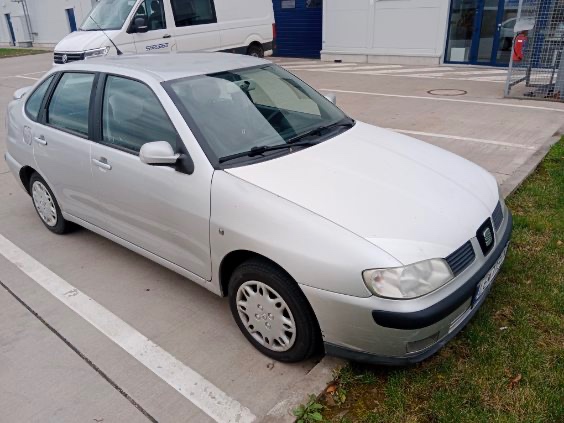 seat cordoba 1.9tdi 66kw rv.2001 - 3
