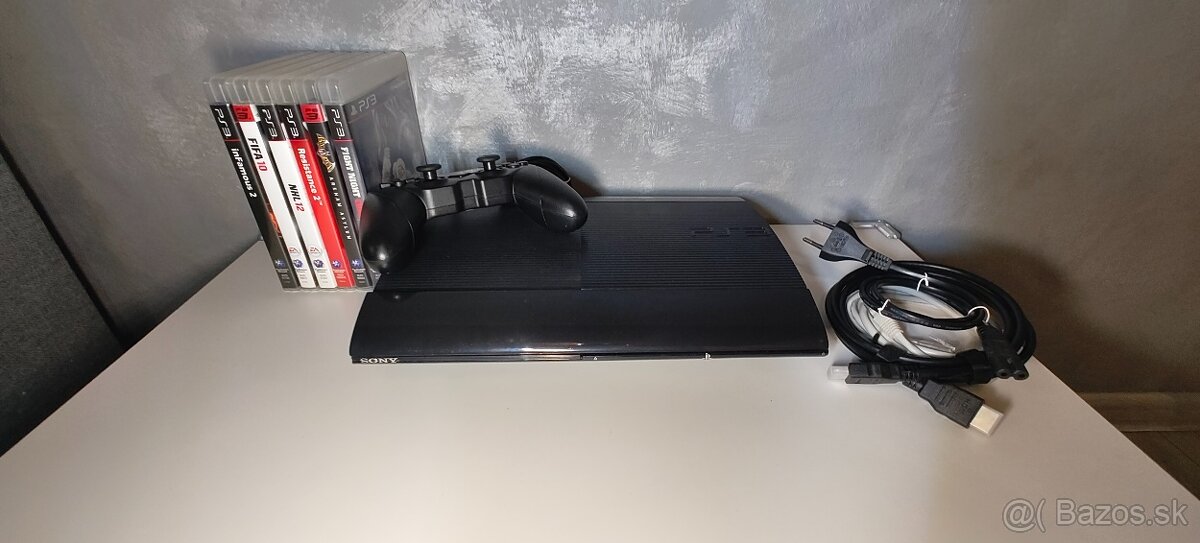 Predám PS3 Super Slim - 3