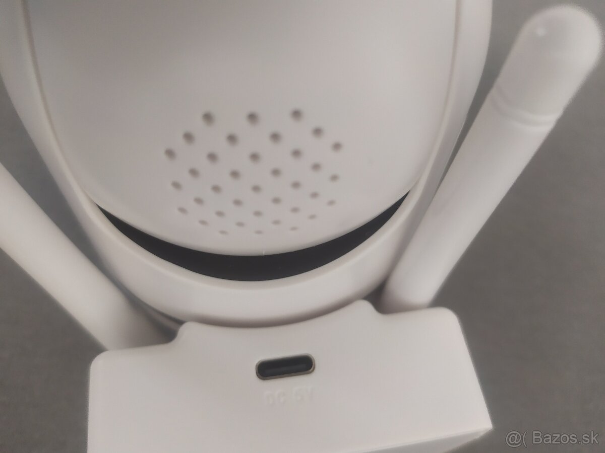 Bezpečnostná WIFI kamera + 64GB SD karta - 3