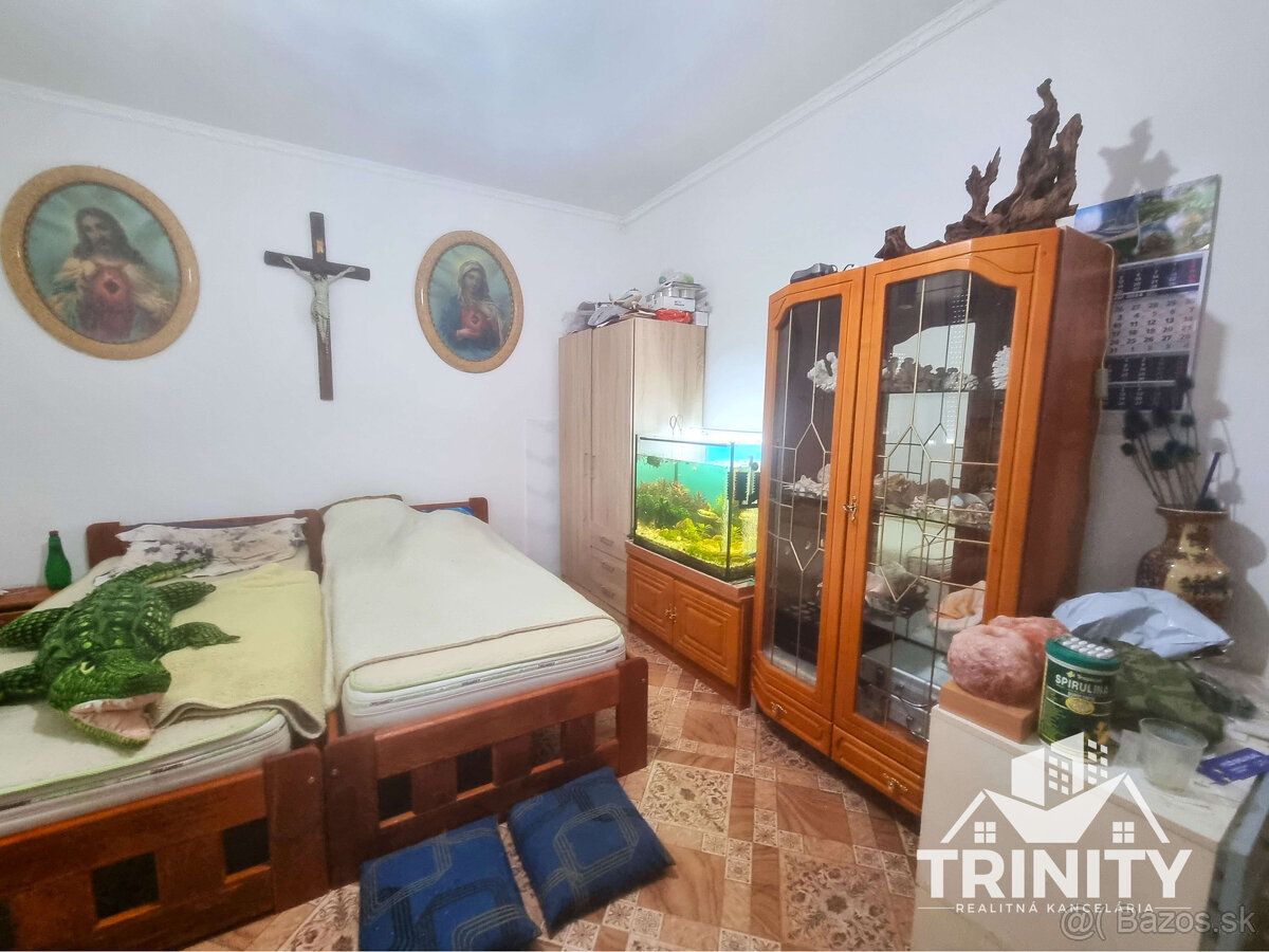 Na predaj veľký 2-izbový byt s balkónom v meste Nové Zámky - 3