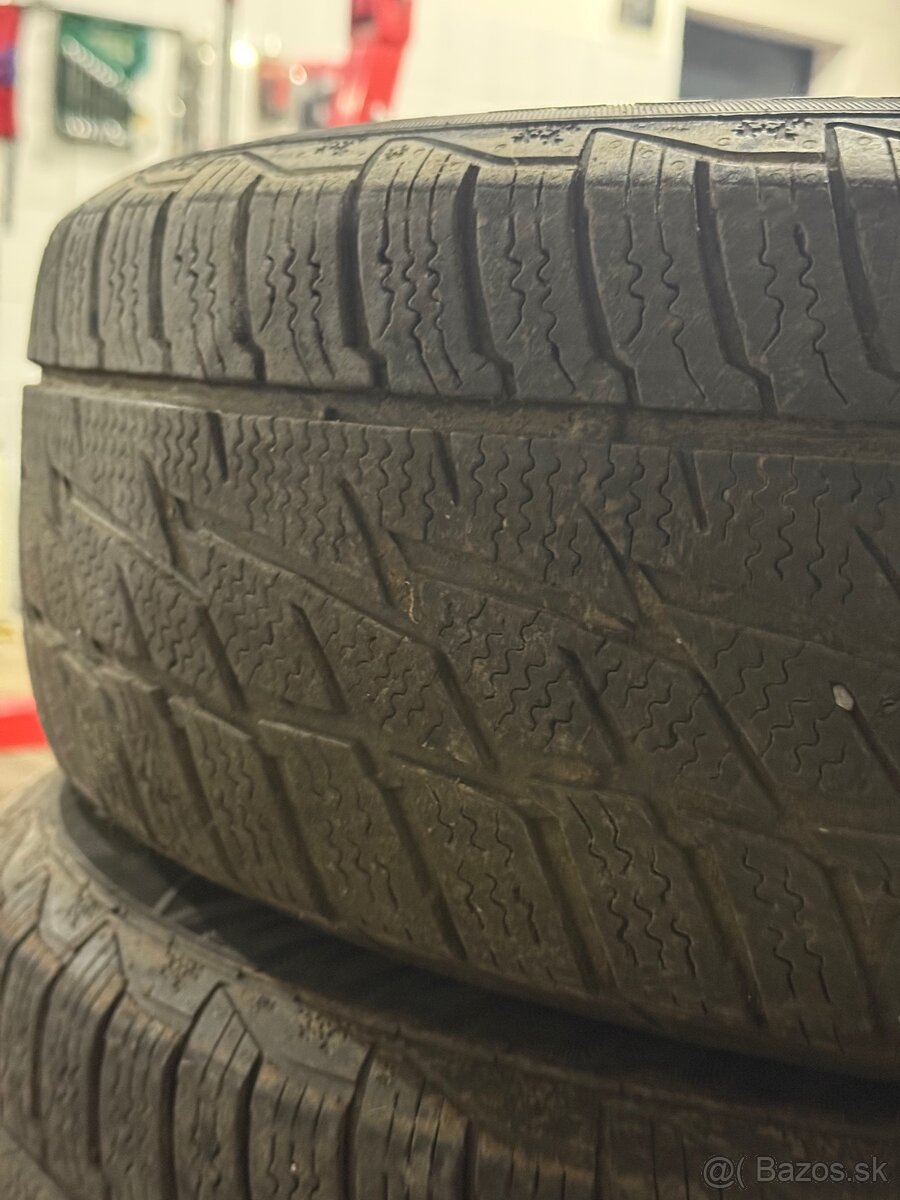 Predám disky R15 so zimnými pneumatikami - 3