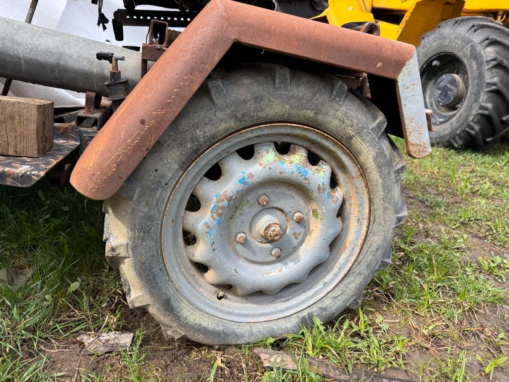 Predám malotraktor bez motora - 3