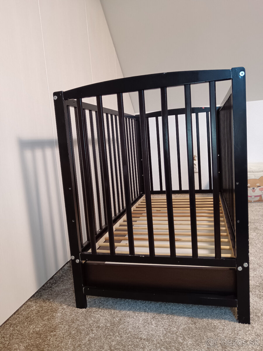 DETSKÁ POSTIEĽKA - 3