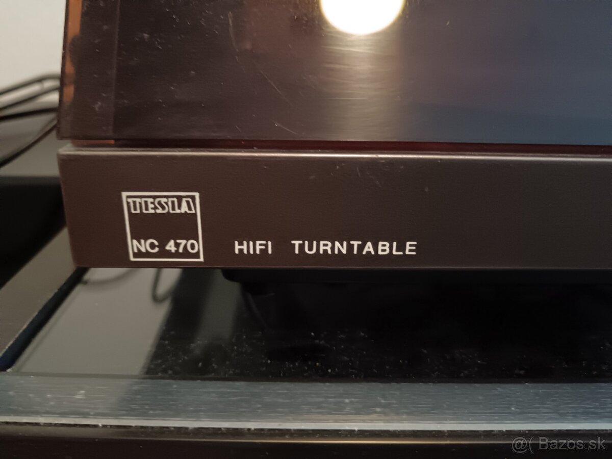 Gramofón Tesla NC 470 - 3