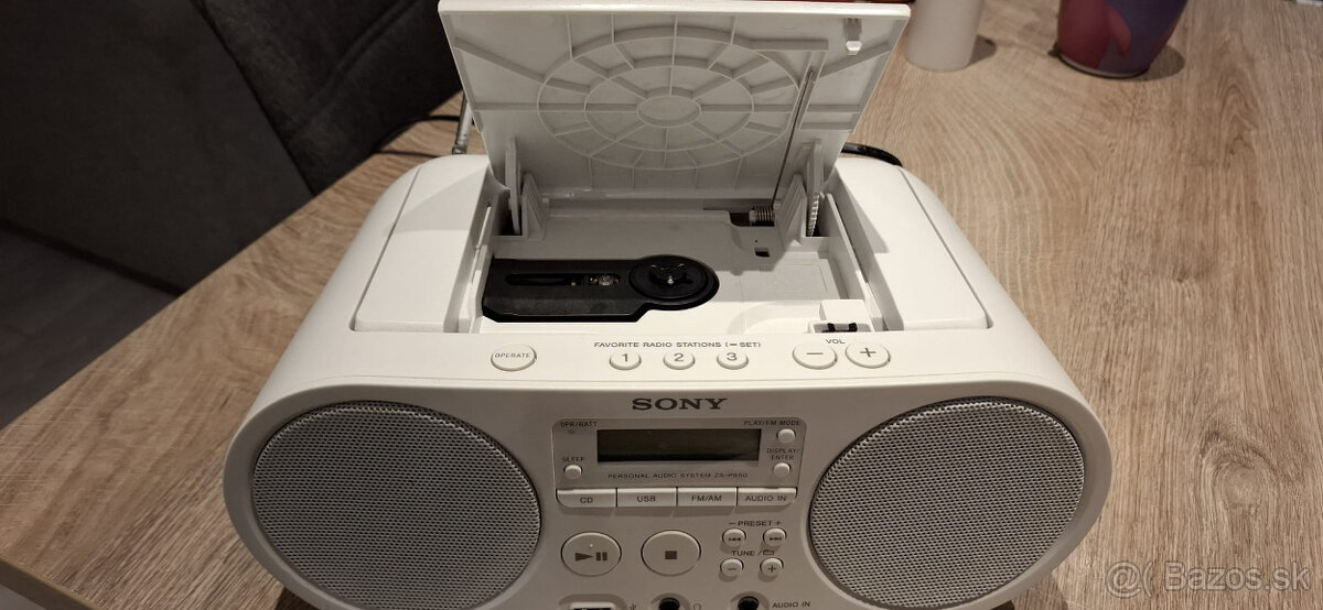 Radio + CD + USB prehravac SONY - 3