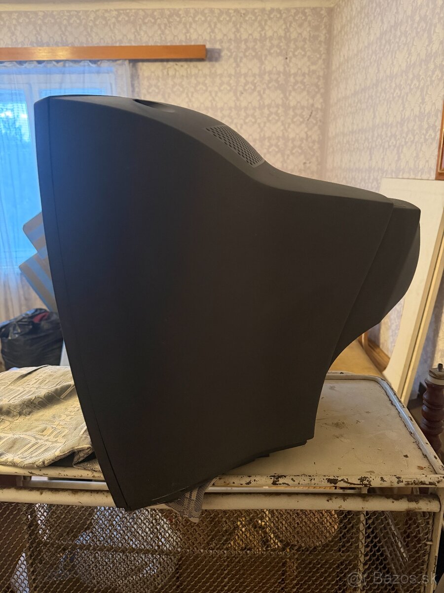 Funkčný CRT televízor Philips 55 cm (Model 21PT1542/58) - 3