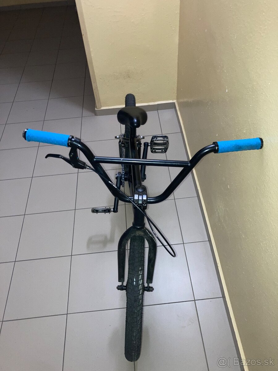 BMX-Stolen Heist - 3