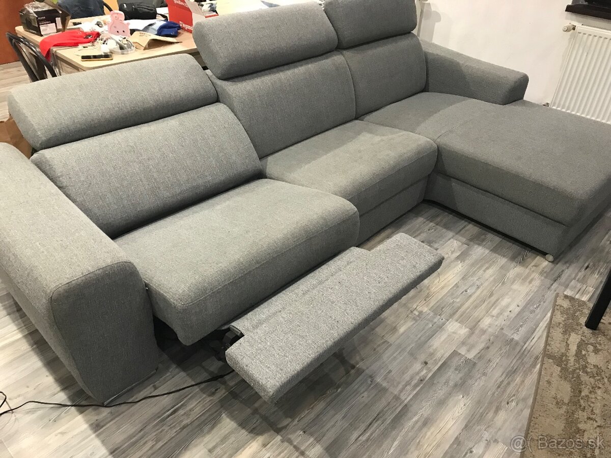 Rohovy gauc s elektrickym relaxom - 3