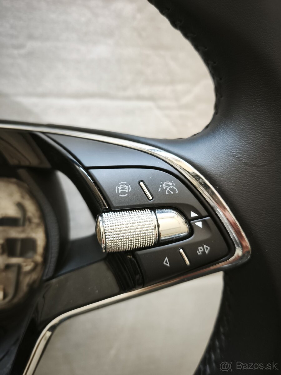 Volant Škoda vyhrievaný - 3