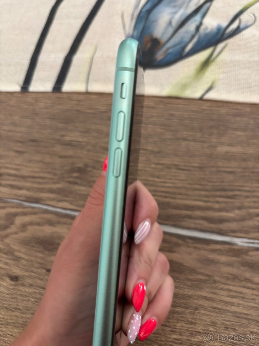 iPhone 11 - 3
