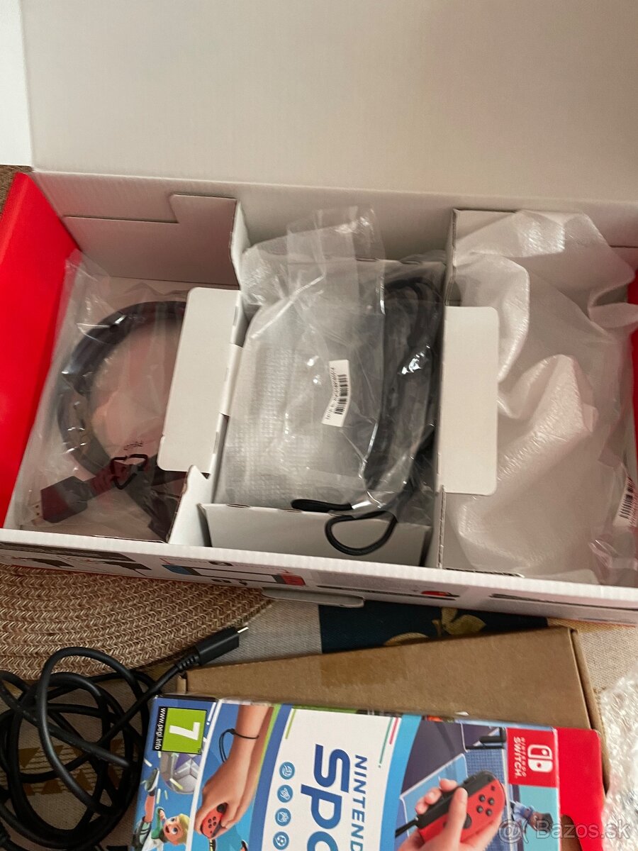 Nintendo Switch - 3