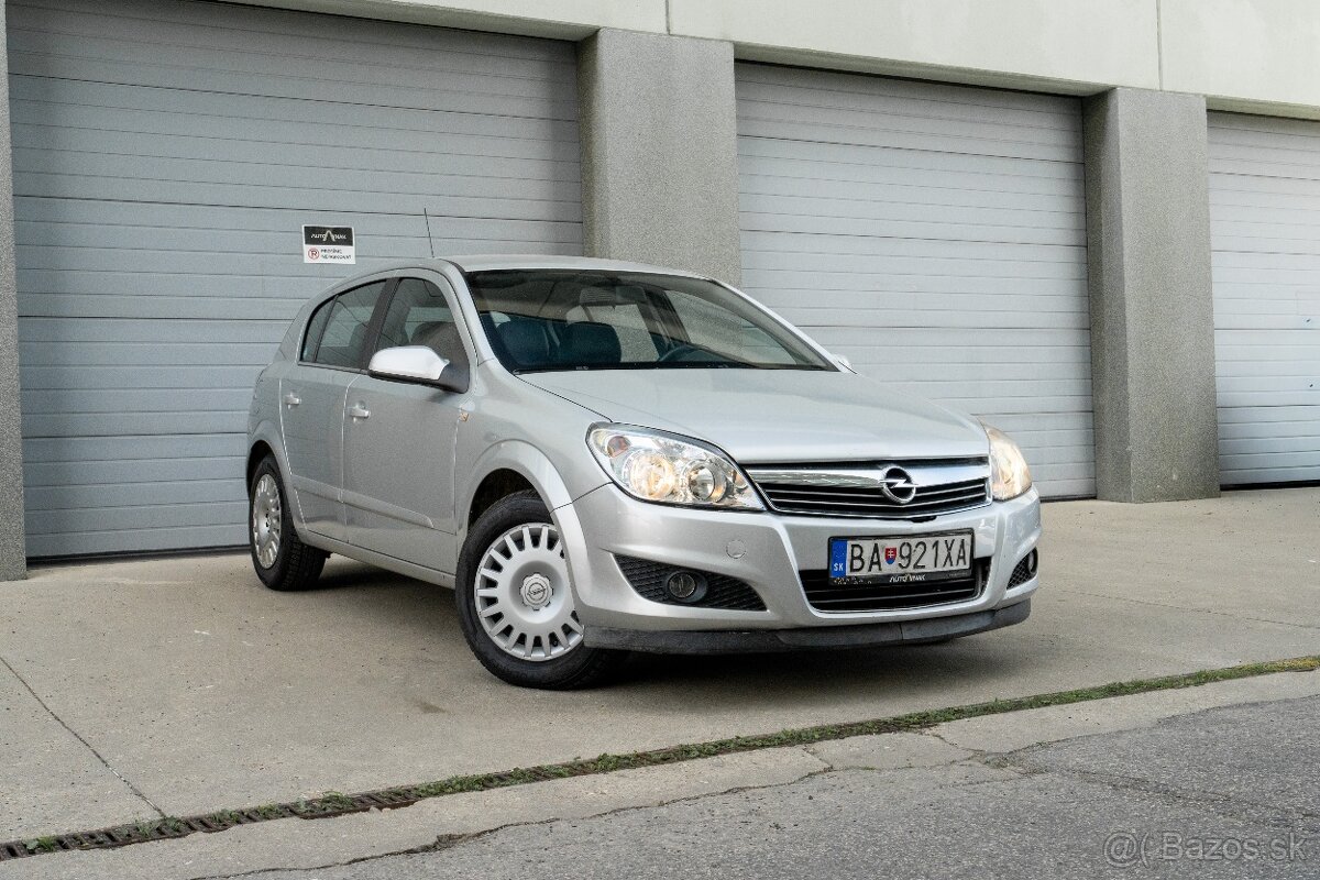Opel Astra 1.4i, SR-vozidlo - 1.majiteľ - 3