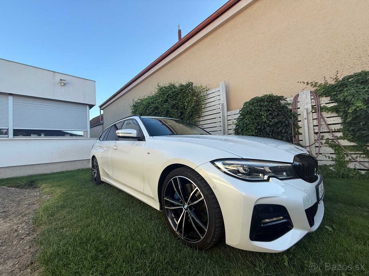 BMW 330i M-Sport G21 - 3