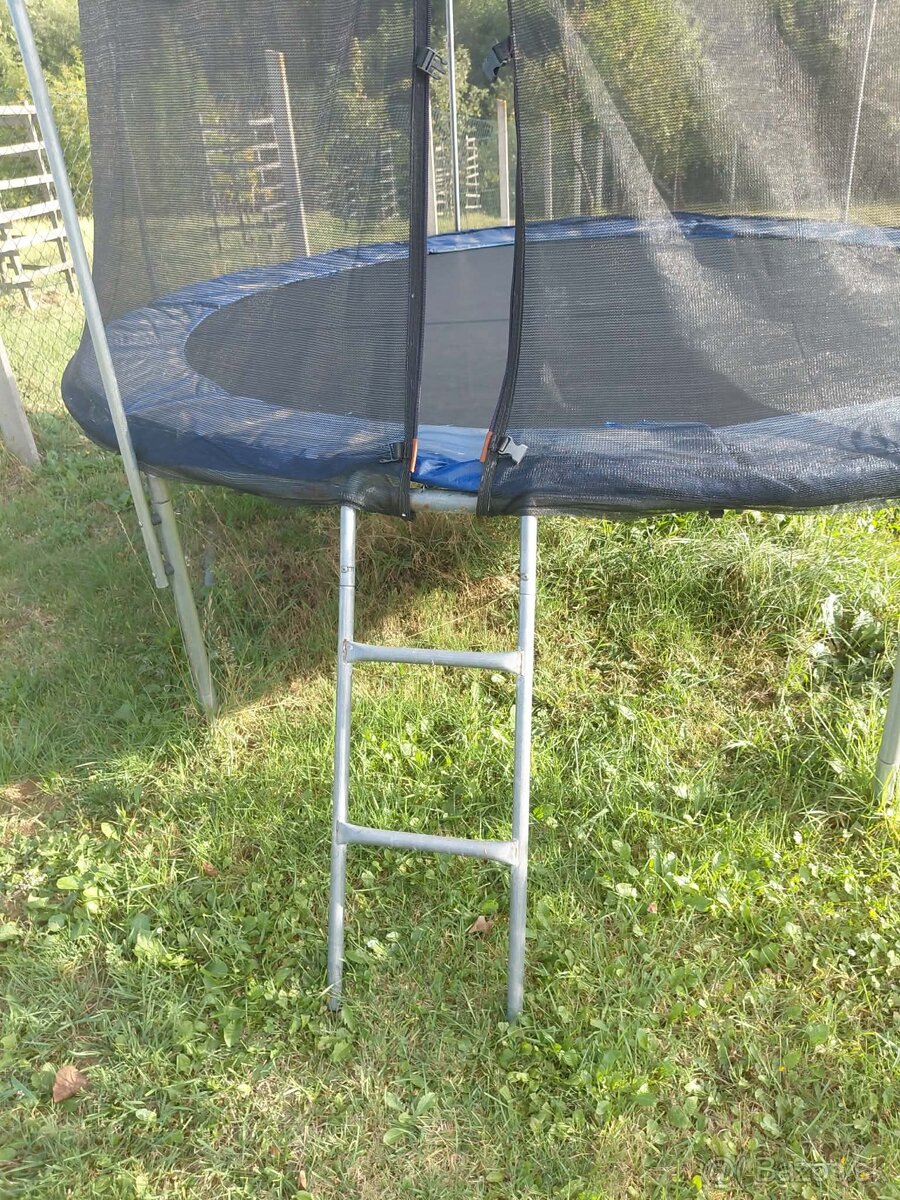 Trampolína - 3