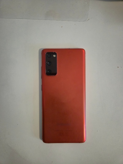 Samsung galaxy S20 FE - 3