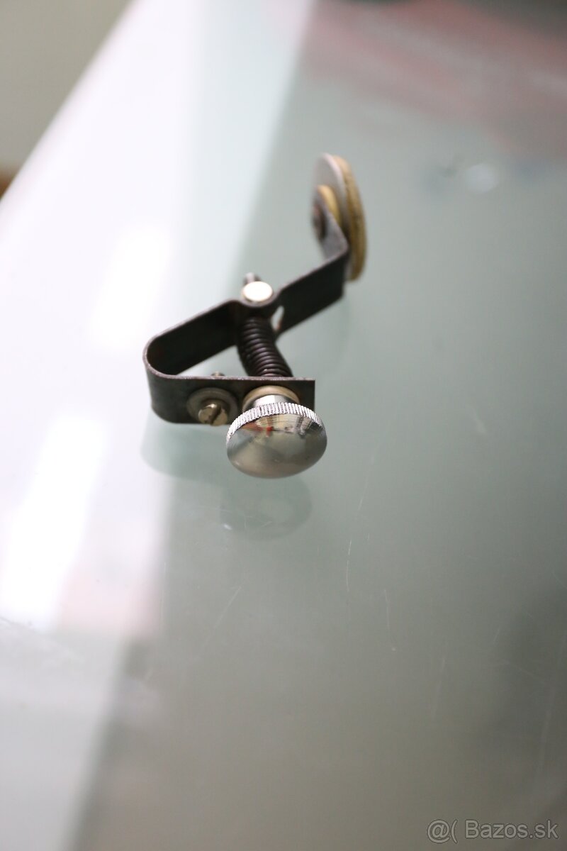 Vintage dampening assembly - 3