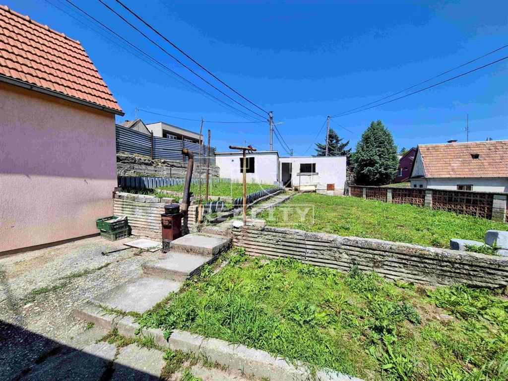 Rezervovaný
TUreality ponúka starší RD v Stupave,... - 3