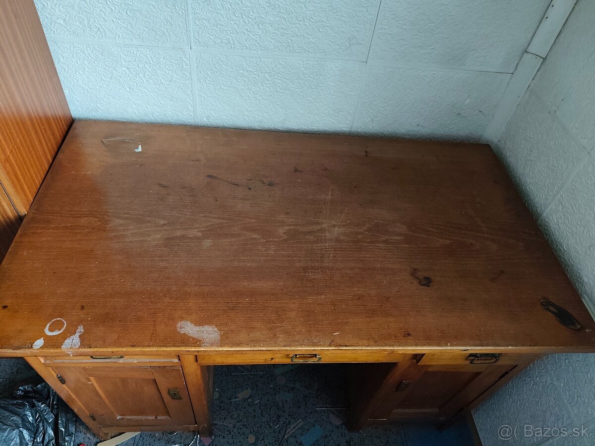 Starozitny stol - 3