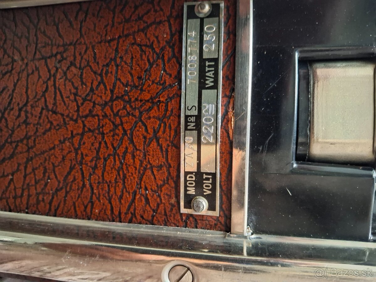 Starožitny Vysavac - 3