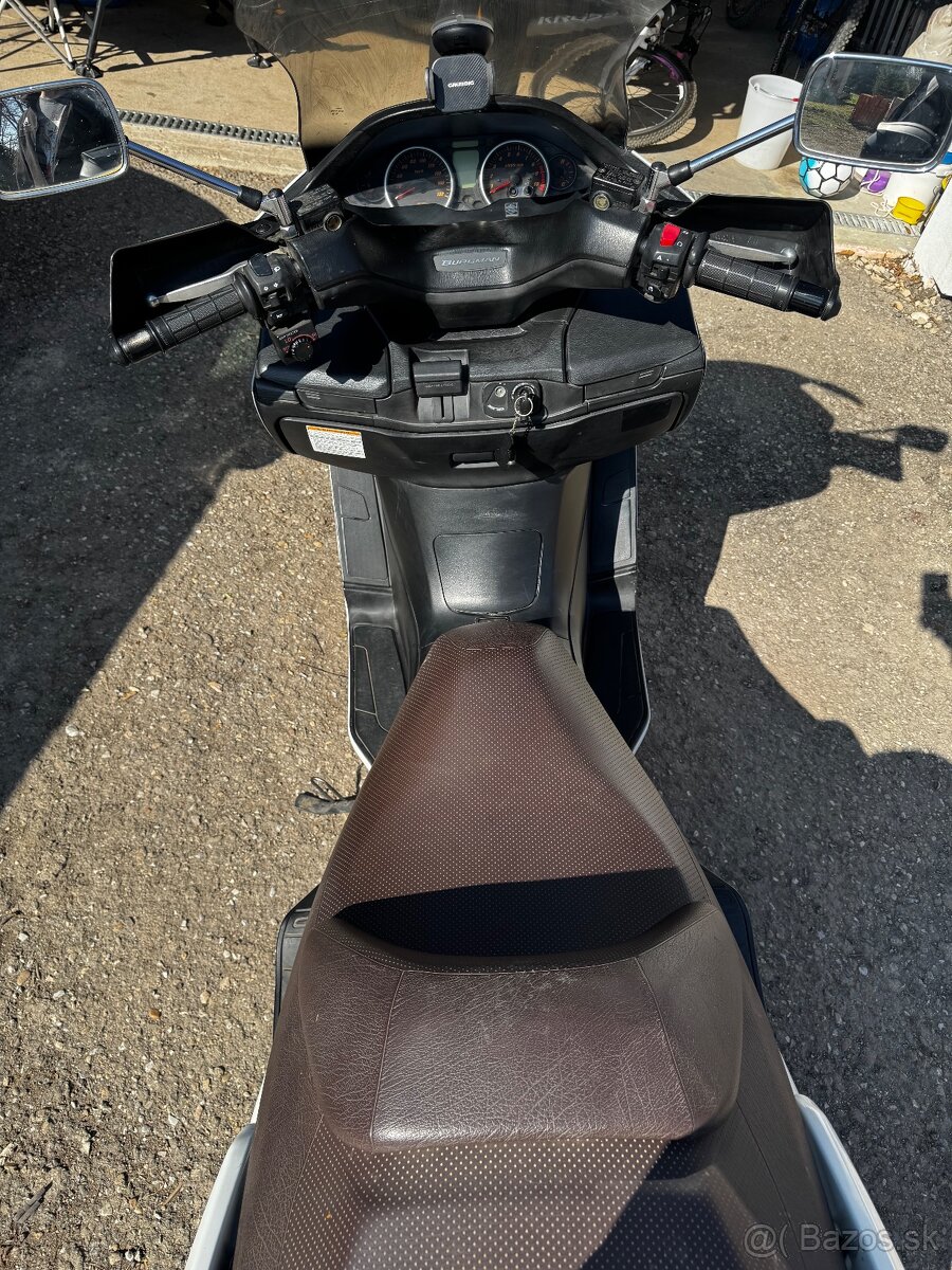 Suzuki Burgman AN400 - 3