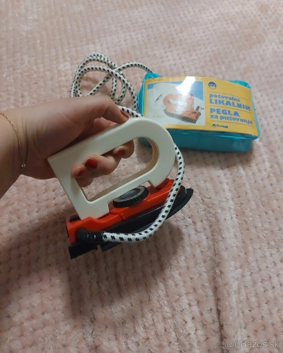 Malá cestovná retro stará žehlička - 3