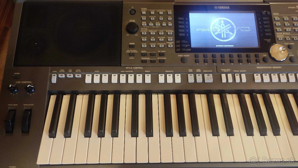 YAMAHA PSR -S970 - 3