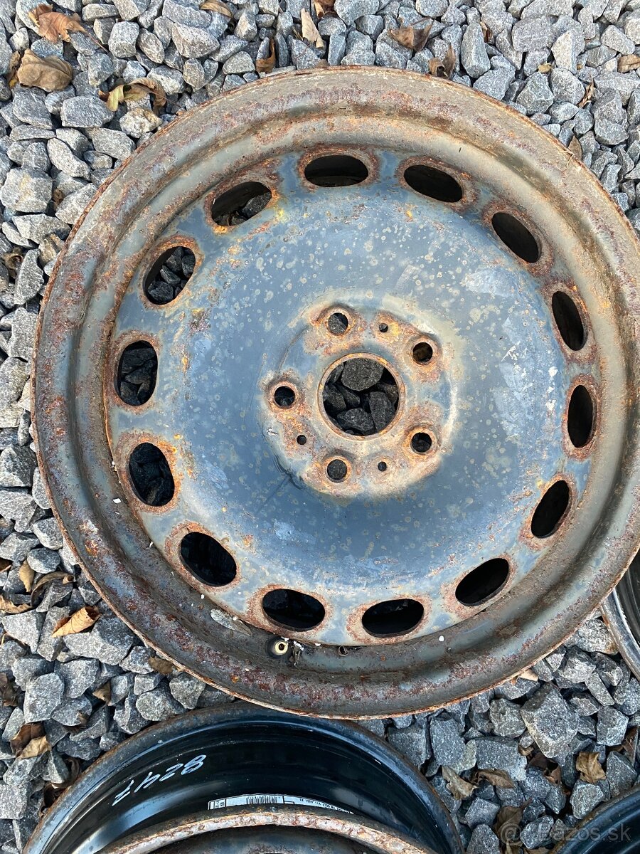 Predám kolesa plechové disky 4ks 5x112 R16 - 3