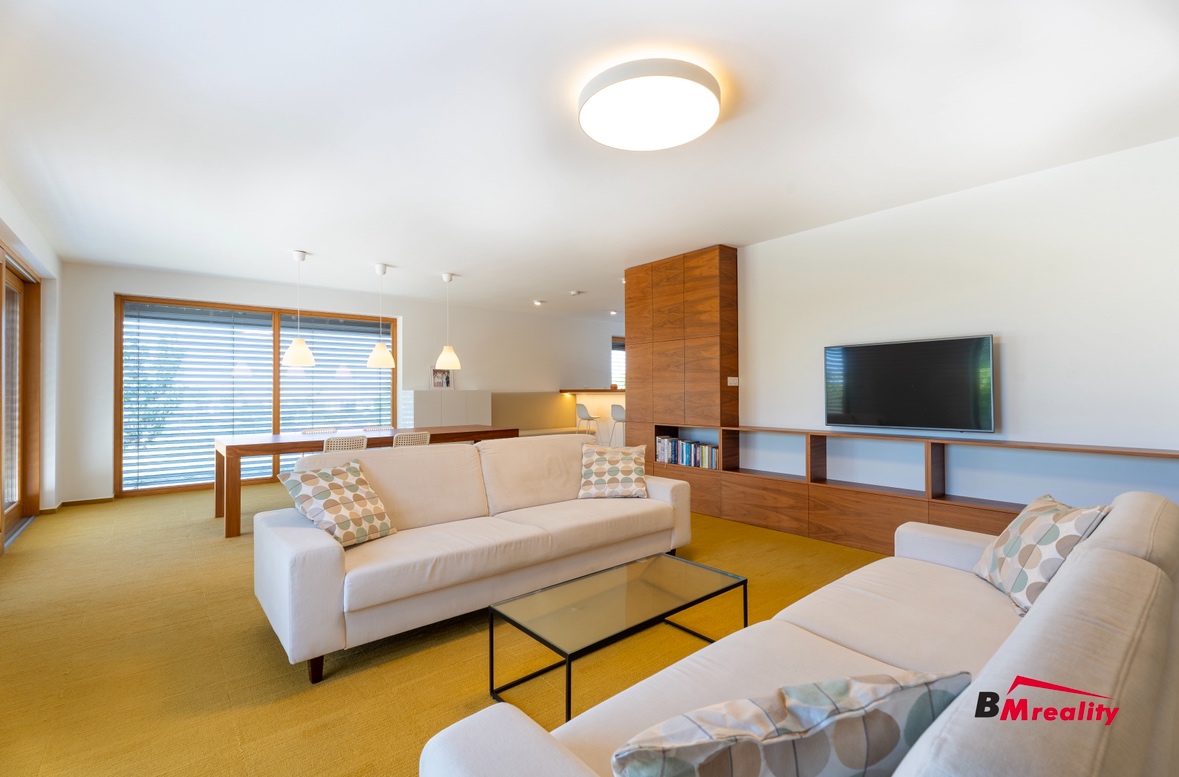 Moderná vila s prémiovým vybavením a investičným potenciálom - 3