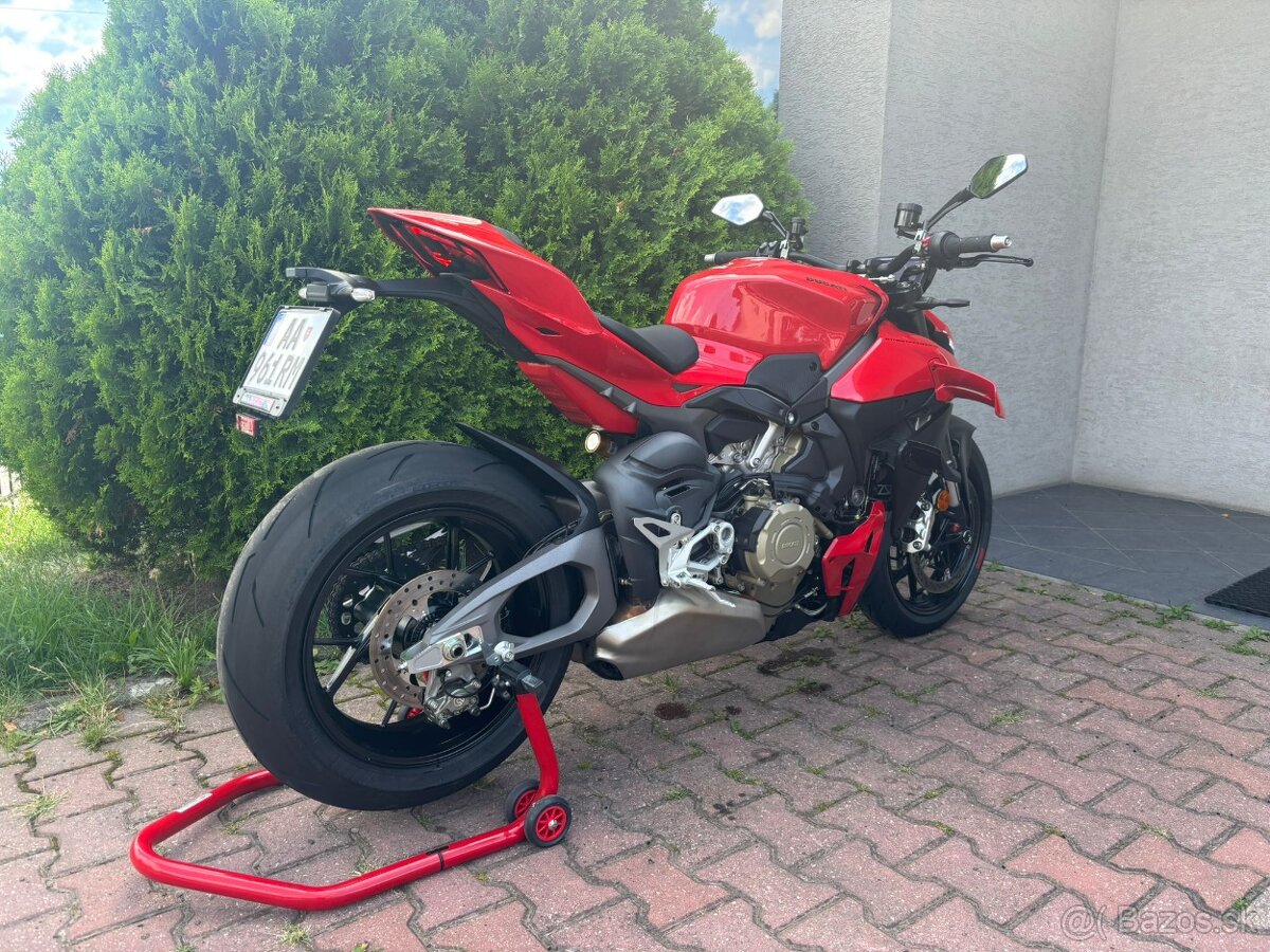 DUCATI STREETFIGHTER V4 - 3