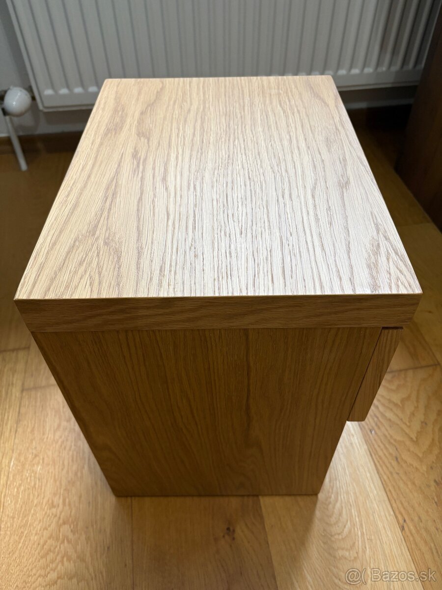 Nočné stoliky - 3
