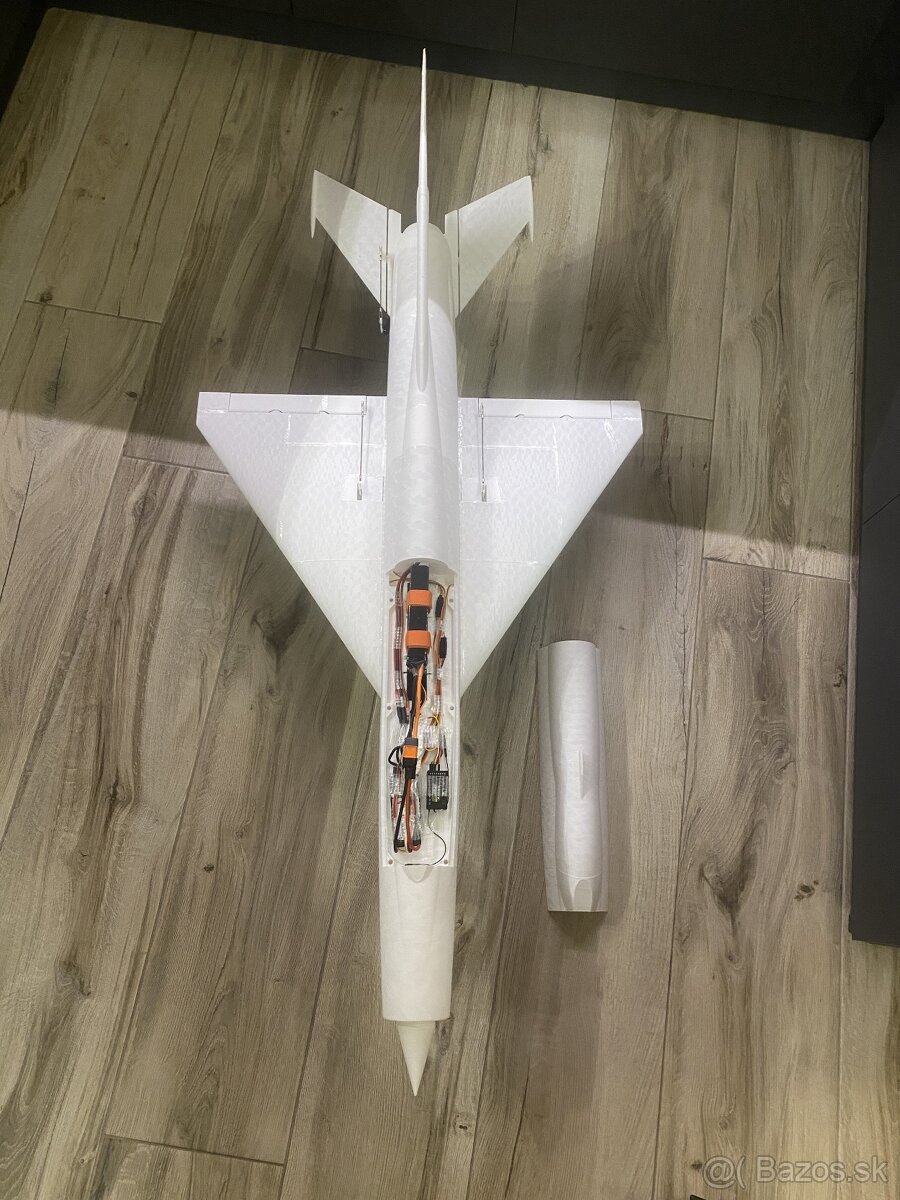 MiG-21 ,RC Lietadlo - 3