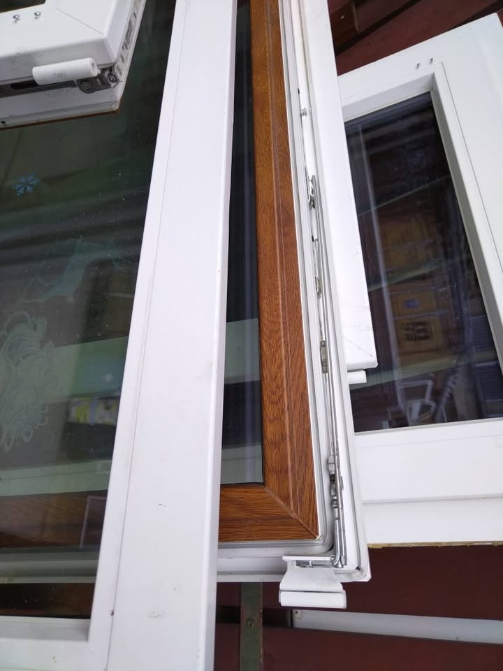 Plastové okná/ bielo hnedé - 3