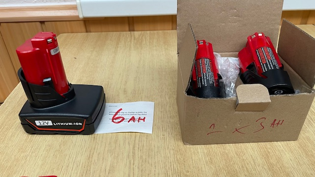 NOVE Milwaukee batérie M12---6,4,3,2 Ah. - 3