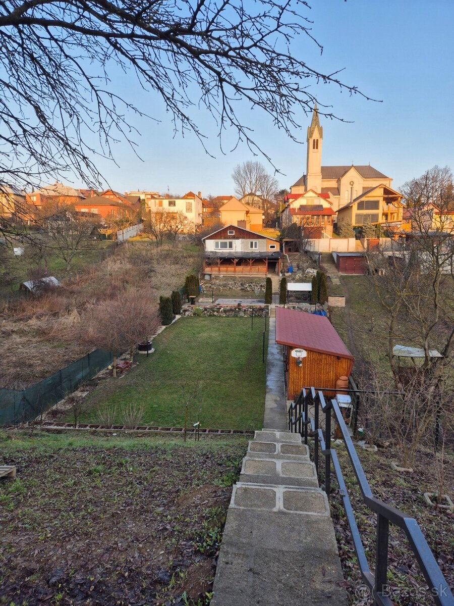 ZNÍŽENÁ CENA Dom so zariadením, pozemok 987m2 KE - K.N.Ves. - 3