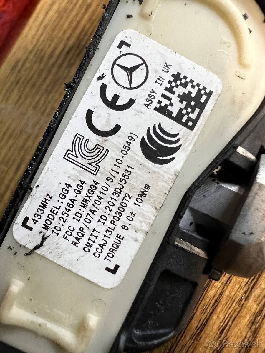 Snimač tlaku v pneumatikach mercedes - 3