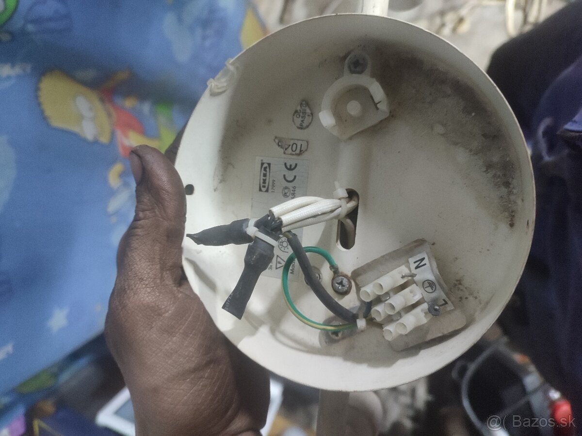 Trojbodové svetlá - 3