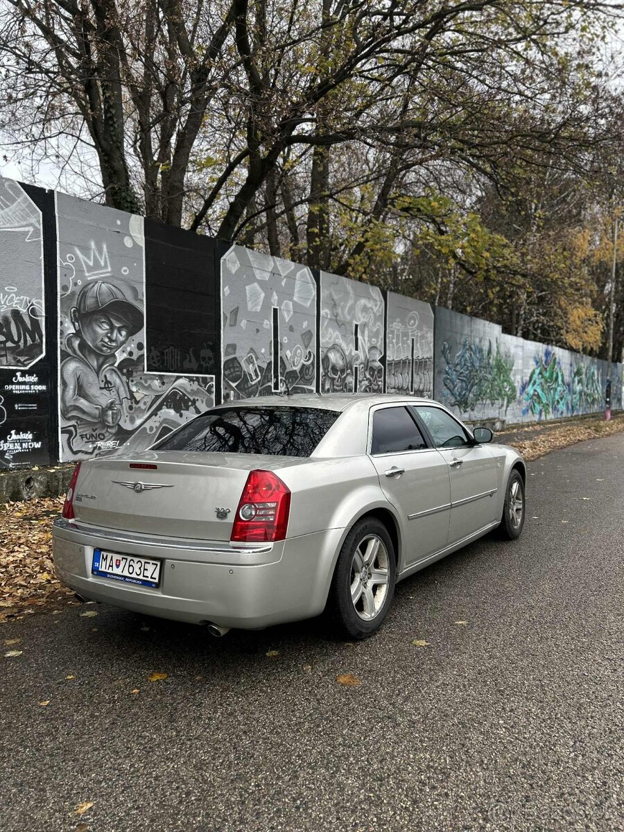 Chrysler 300c 3.0crd - 3