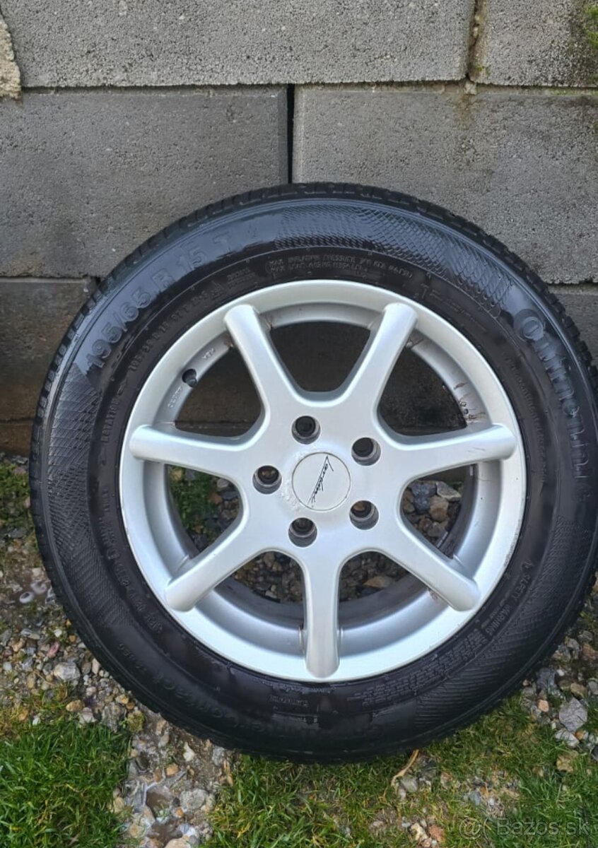 Predám ELEKTRÓNY+GUMY 195/65 R 15 T - 3